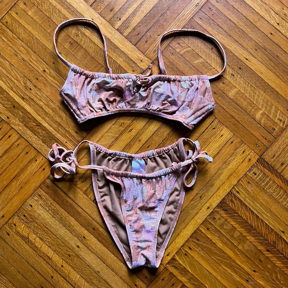 Xhiliration Neutral Tone Floral Bikini